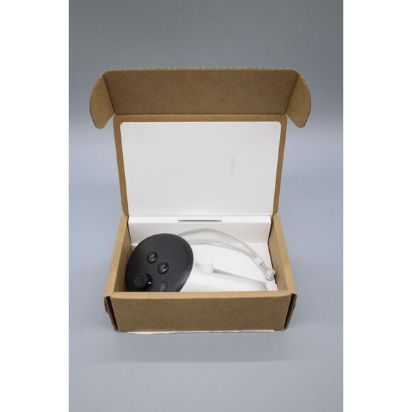 META QUEST CONTROLLER - Picture 2 of 3